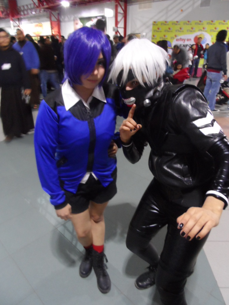 Kaneki and touka cosplay